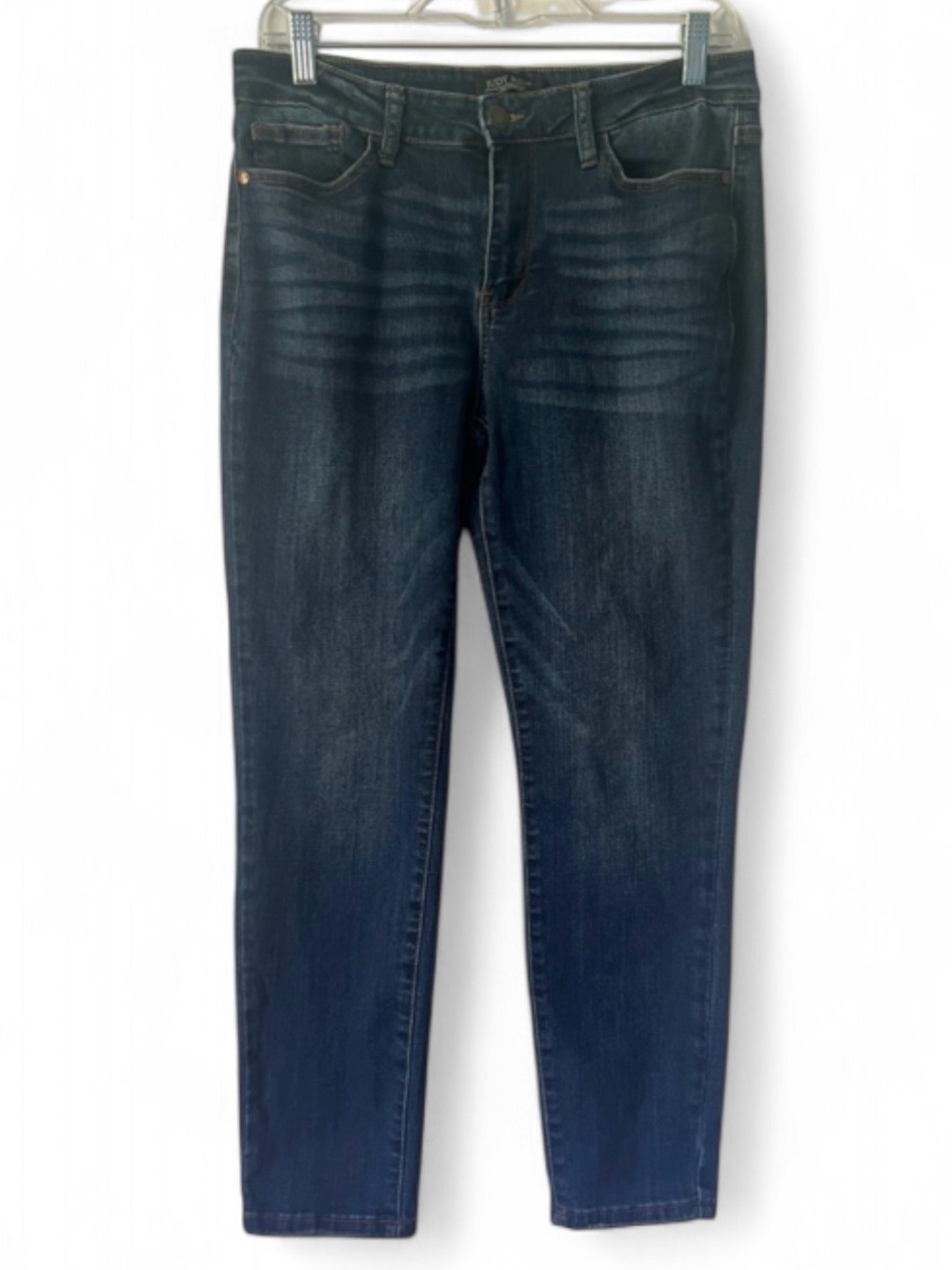 Judy Blue Angie Relaxed Crop Jeans 30 / 11 Dark Wash Frayed Grinded Hem JB82102